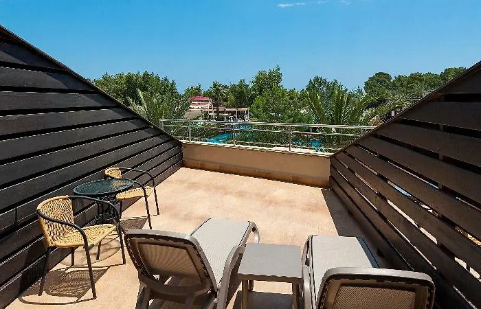 Fashiontv Luxe Resort
