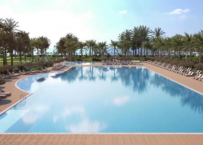 Fashiontv Luxe Semesteranläggning (resort)
